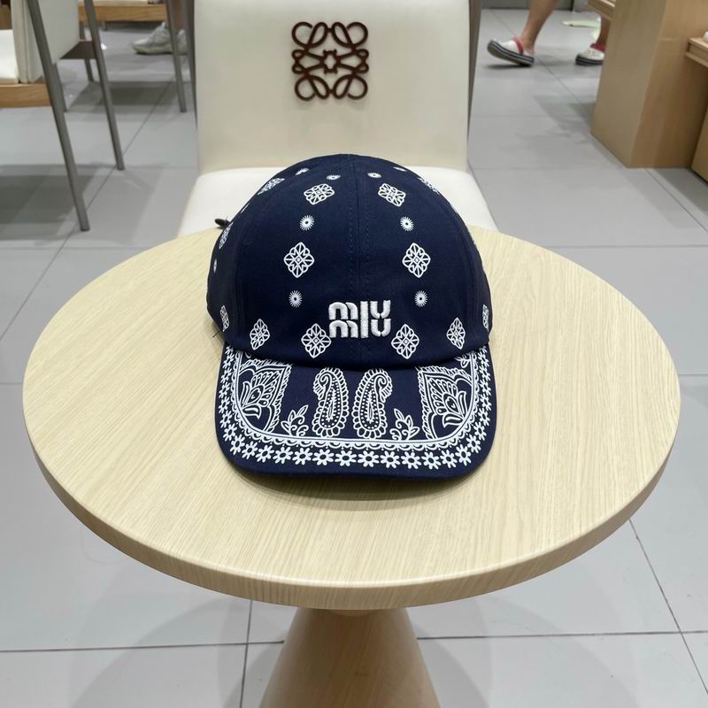 Miumiu Cap 080901